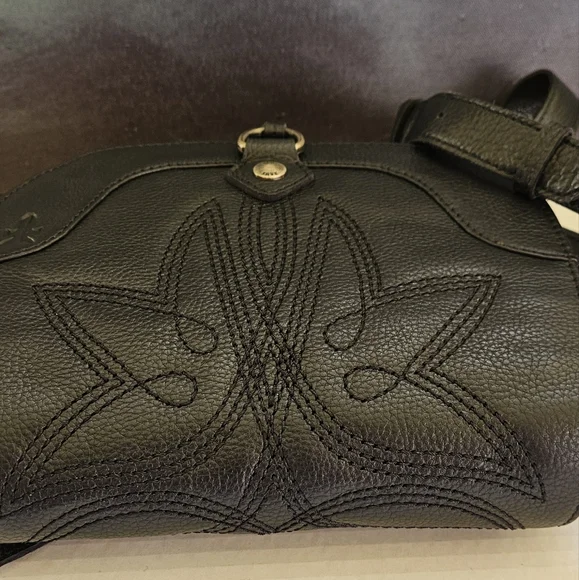 FRYE Black Pebble Saddle Crossbody Bag NWT - Picture 7 of 16